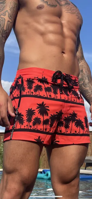 Customer photo from Colton B. review of Black Palm Orange - 3"