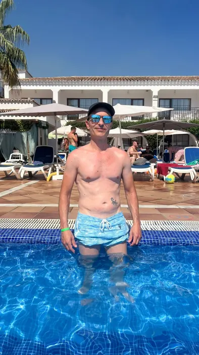 Customer photo from Toni T. review of Make Waves Blue V2 - 3"