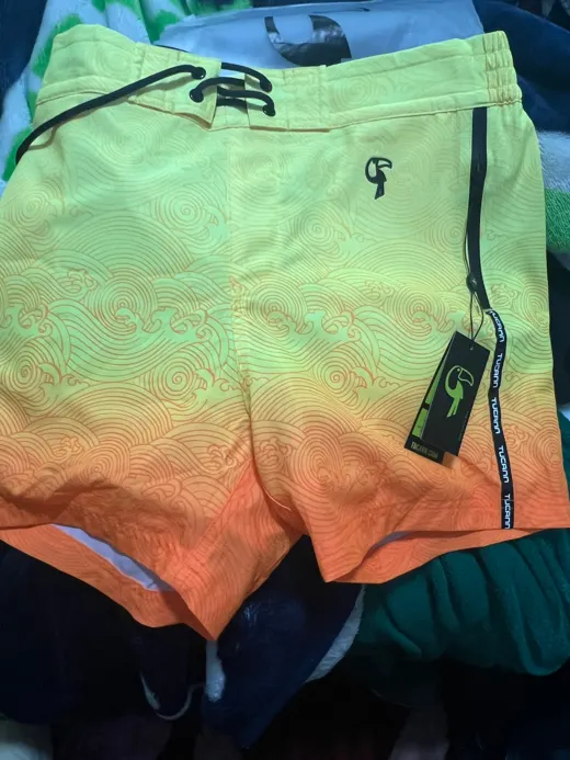 Customer photo from Casey P. review of Faded Waves Sunset - 5"